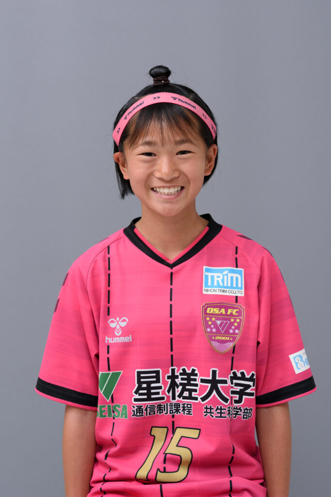 安井　遥羽